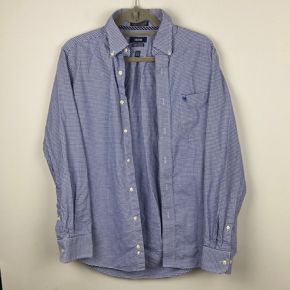 Slim fit Izod Men’s Button Down size medium
